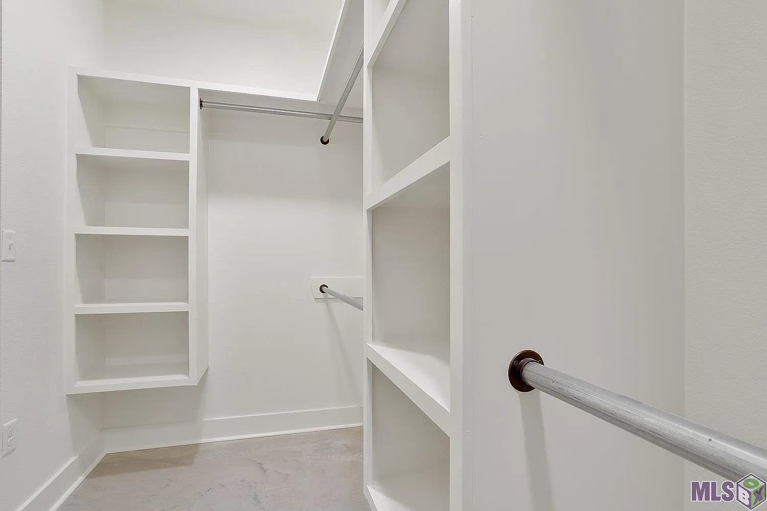 Old Laurel Hill - Image 14