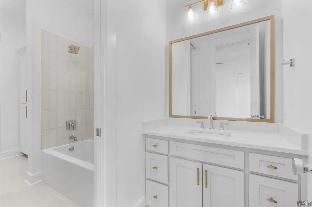 Talonstone Dr - Image 28