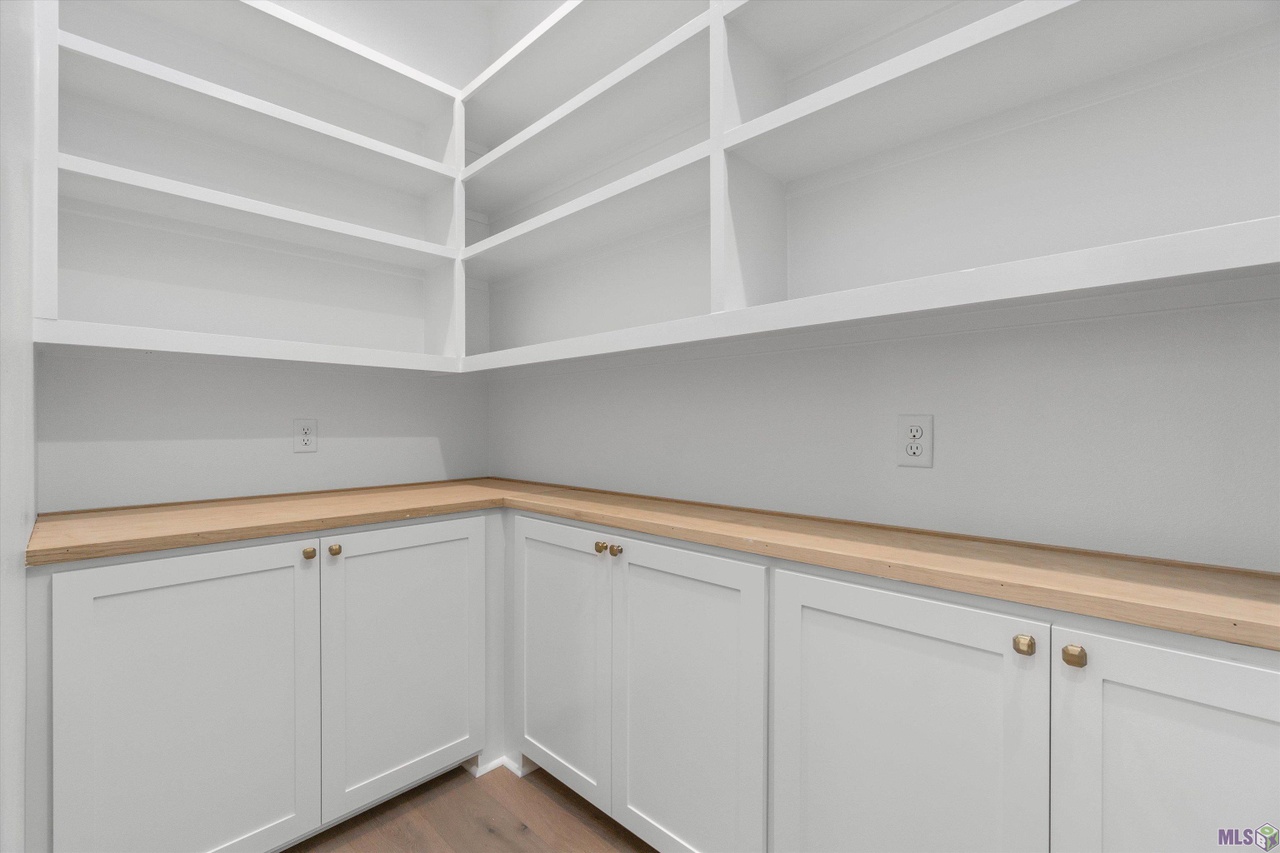 Talonstone Dr - Image 29