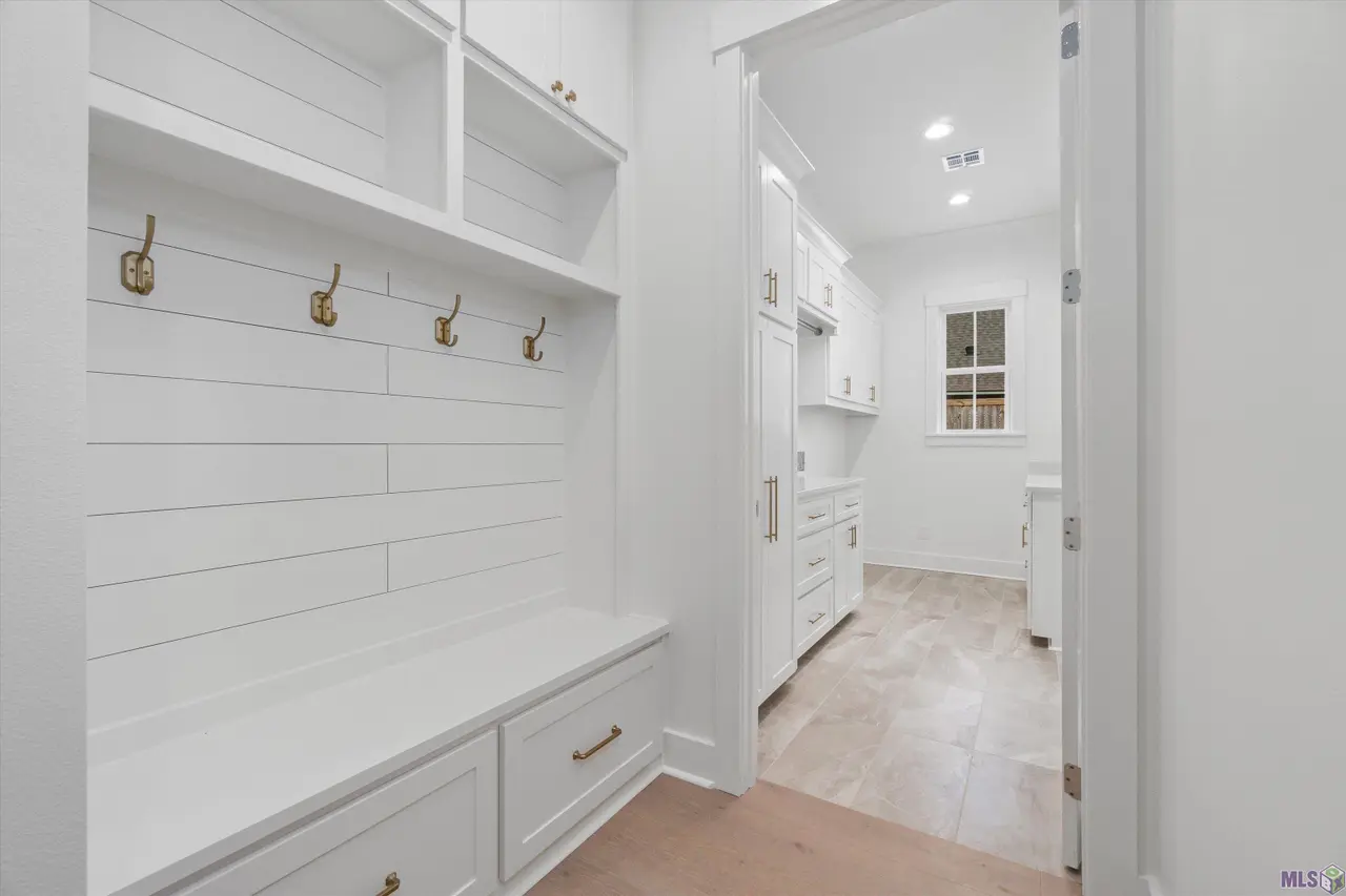 Talonstone Dr - Image 30