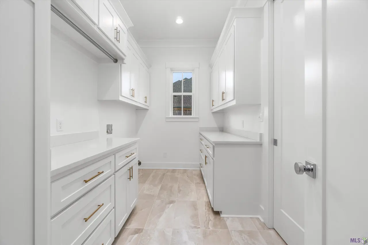 Talonstone Dr - Image 31