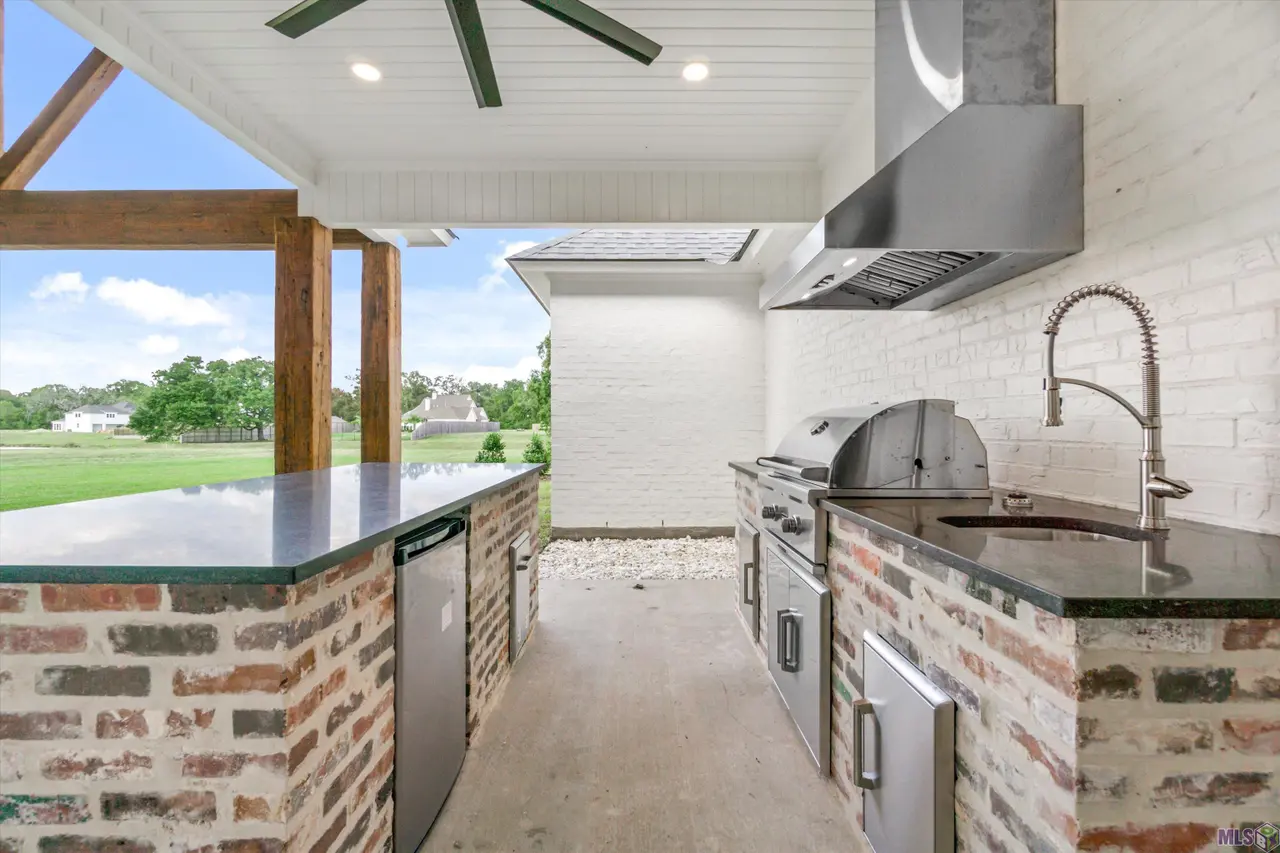 Talonstone Dr - Image 35