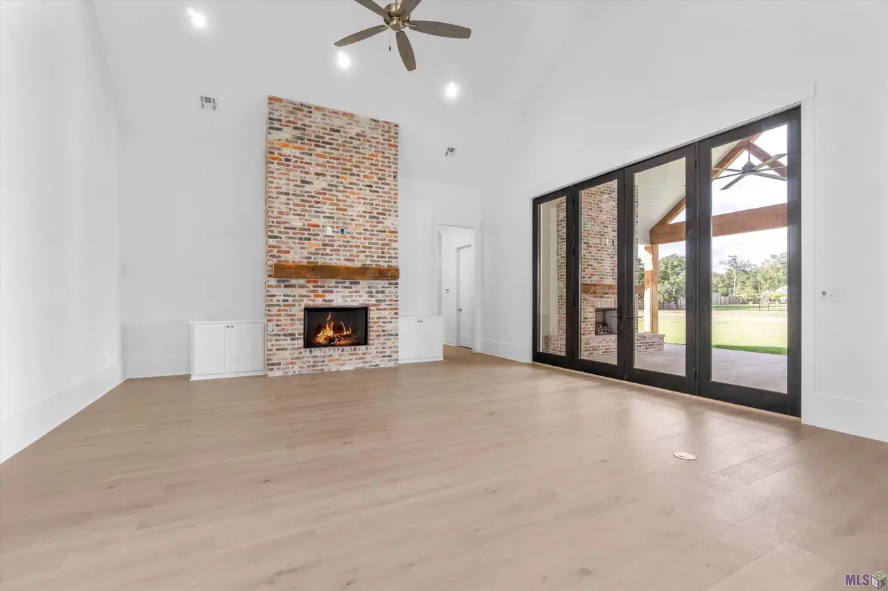 Talonstone Dr - Image 6