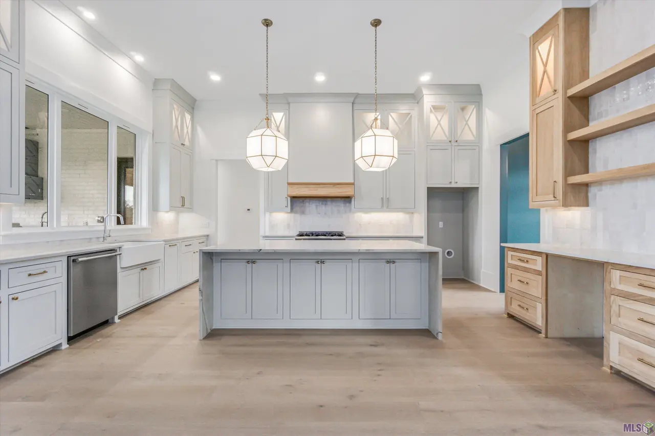 Talonstone Dr - Image 9